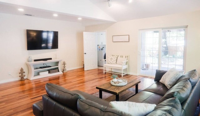 Grass Valley Home w/Hot Tub