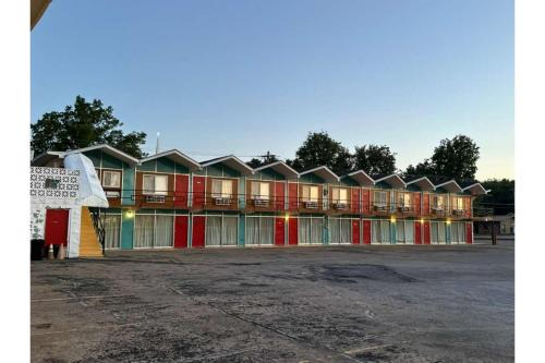 Gray Plaza Motel Benton Rend Lake I-57