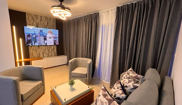 Great Modern In Santiago w Pool-Elevator