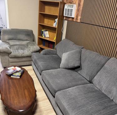 Great 1BR Apartment near VIA Rail