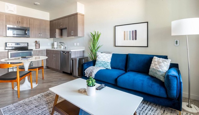 Great 1BR in Oakland, Rooftop + Pet-Friendly