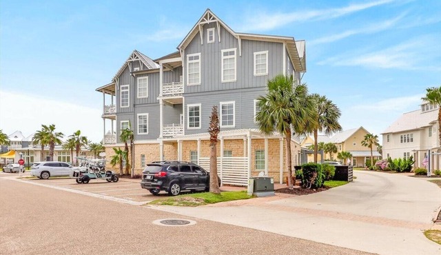 Great 3-BR condo@Cinnamon Shore North w/Countless Resort-Like Amenities!