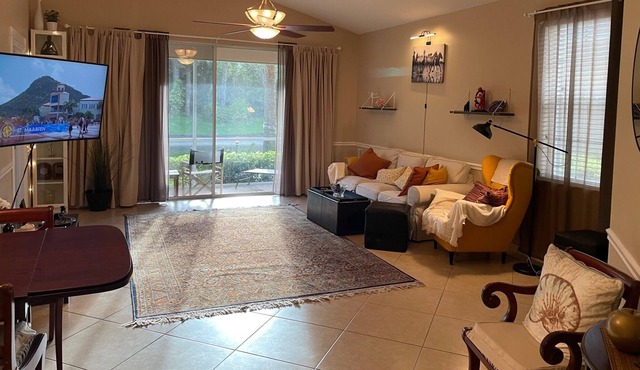 Great 3B2B,Pool,Cross Atlantic Ave.&3mil to Beaches