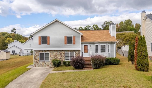 Great 4BR Home Near Emerald Pointe & Downtown