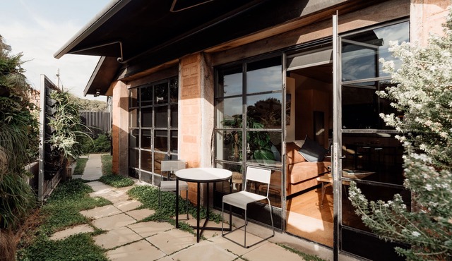 Great 50 meter square architectural fitout with a cosy modern vibe to relax in