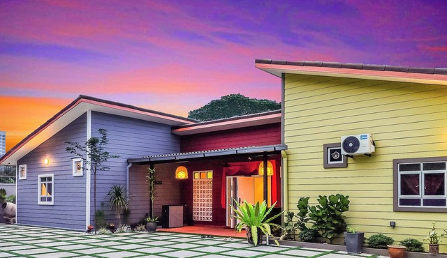 Great 5BR Garden Inn by uBook