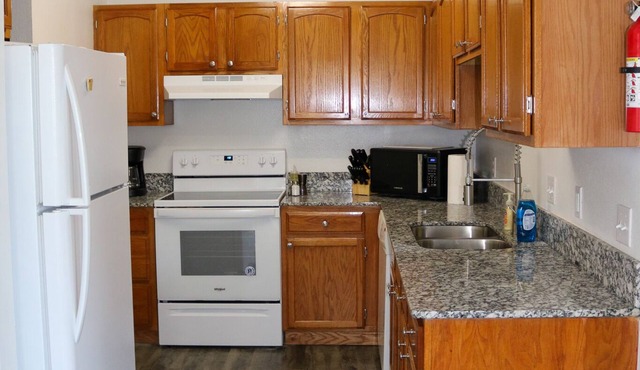 Great All Things Fayetteville Location close to UofA