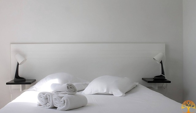 Great Amenities! Parking, Pool, Pets Allowed! Close to Maisy Battery!