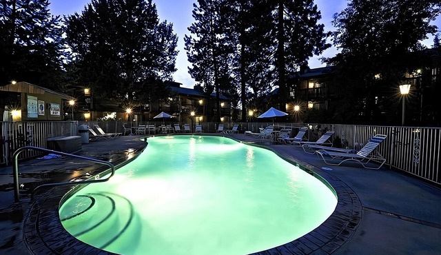 Great Amenities! On-Site Restaurant, Free Parking, Pet-Friendly, Pool