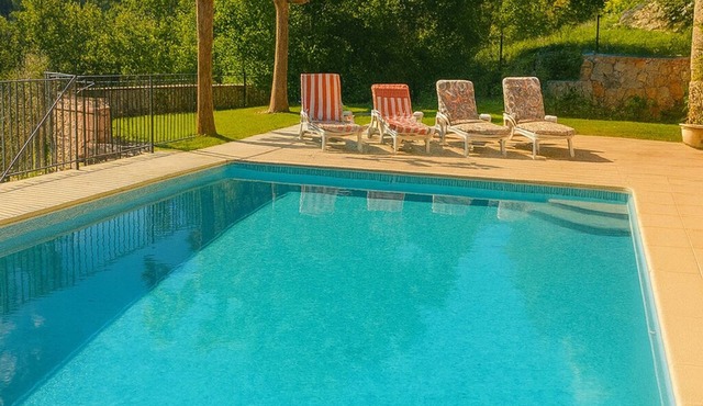 Great and Beautiful property with quiet pool/lake/sea/golf