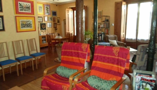 GREAT APARTMENT ZONE CENTRE. Equipped