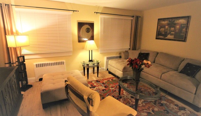 Great Apt with park views