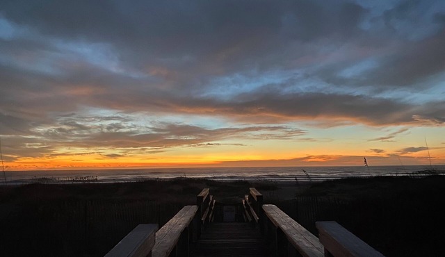 Great Beach House At Great Location!