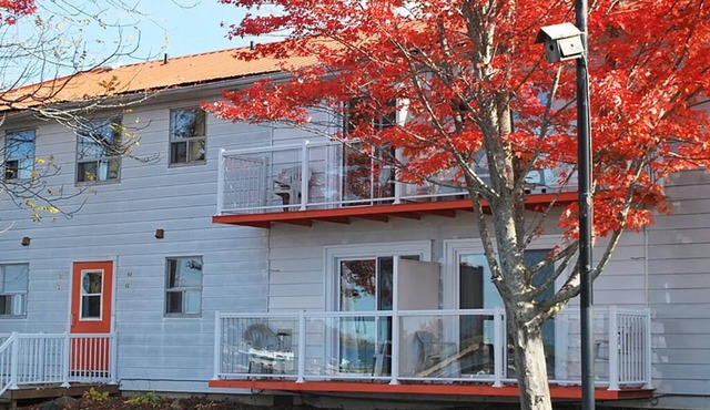 Great Blue Resort : Golden Beach Resort Kawarthas - 2 BedroomCondo