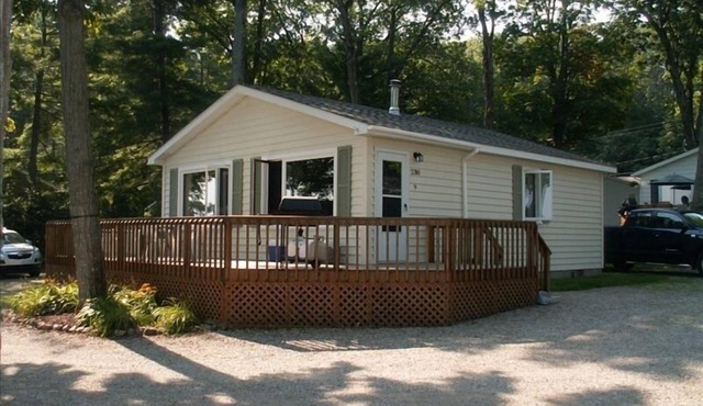 Great Burt Lake Cottage on West Side