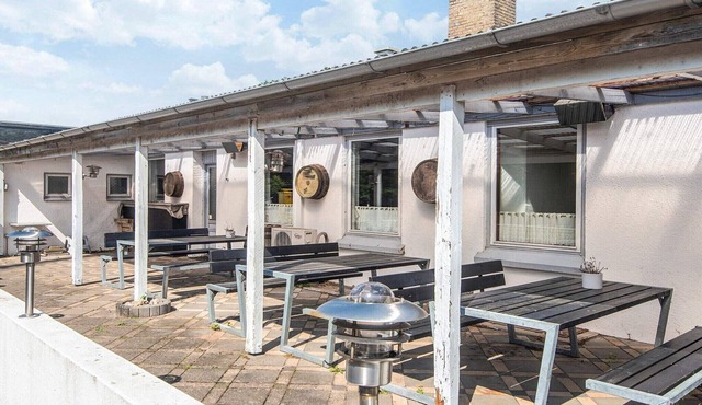 Great cabin in camping resort