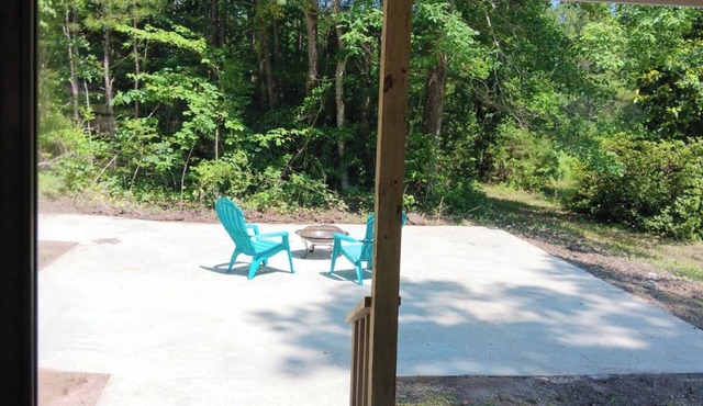 GREAT Cabin Near Maynor Creek! Just 25 min to home of HGTV Hometown Laurel, MS