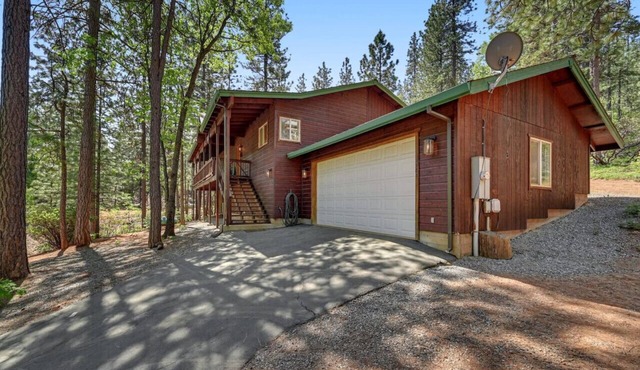 Great Cabin w/AC I Firepit I Fireplace I King bed