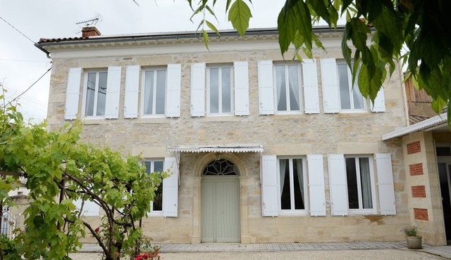 Great character house comfortable with large pool
