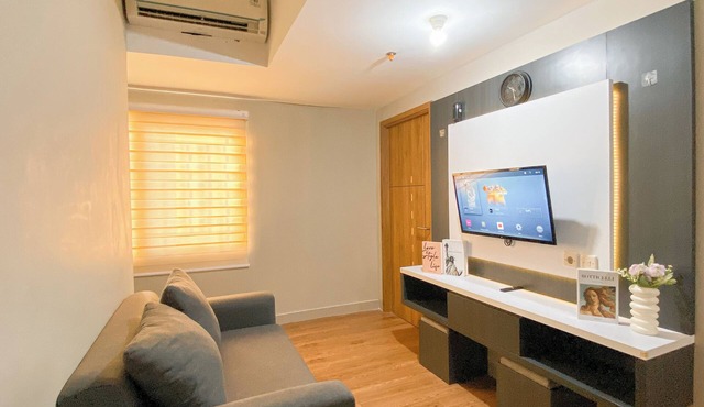 Great Choice 2Br At Lrt City Jatibening Apartment