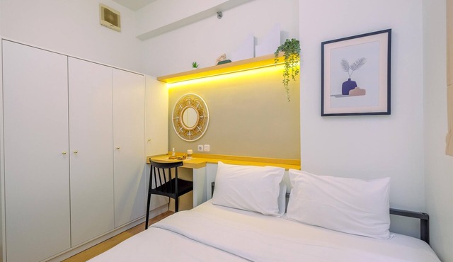 Great Choice And Cozy 2Br At Green Pramuka City Apartment