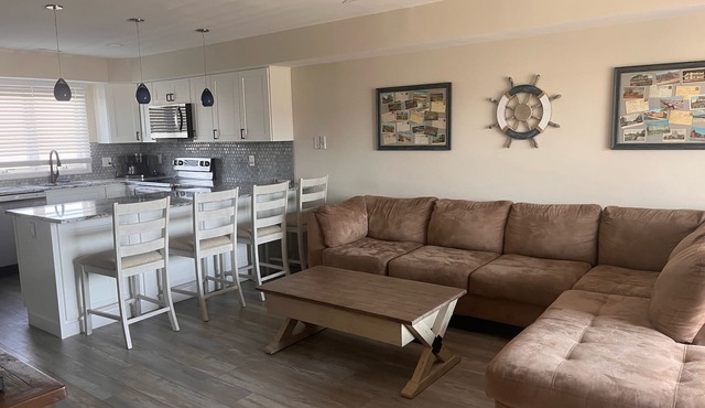 Great Condo With Ocean Views!