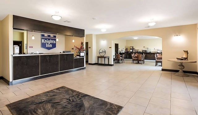 Great Deals at Knights Inn Bunkie! 4 Units, Pool, Free Breakfast, Free Parking!