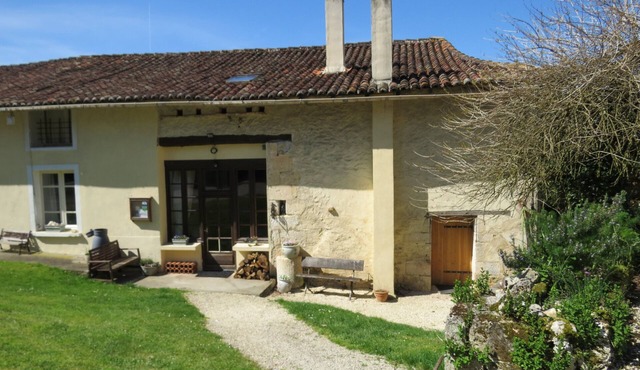 Great family fun,loads to do in 10 acres and lovely covered terrace