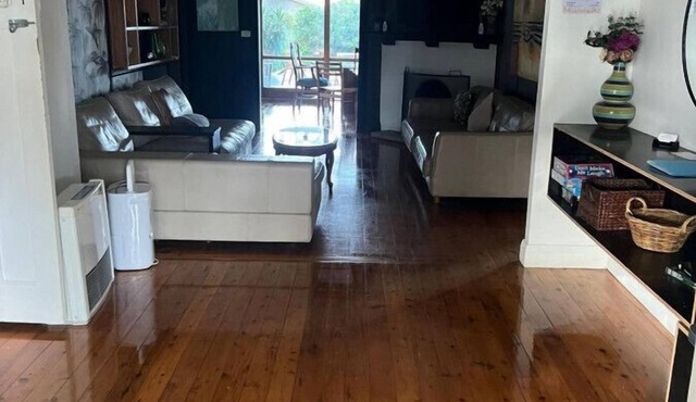 Great family getaway with Wifi & BBQ!