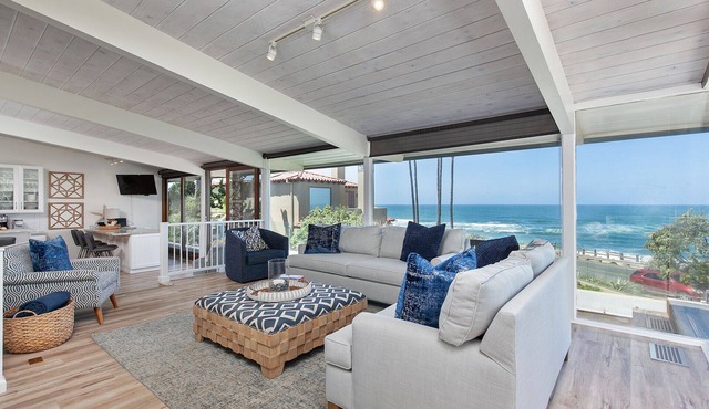 Great Family Home for the Holiday!n in Sunset Cliffs NOW W/AC & HEATED POOL!