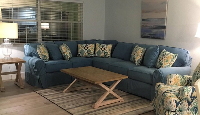 Great Family Home! Fully remodeled with a pool and close to the beach!