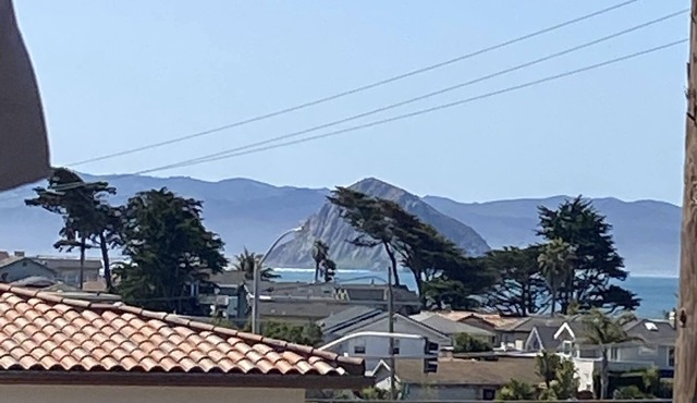 Great Family Vacation House - Minutes From Beach!