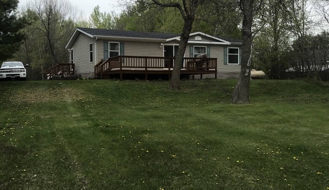 Great fishing and boating at a 3 bedroom cabin on Clam Lake in Siren Wi.