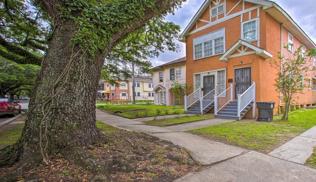 Great for Couples! NOLA Apt 3 Mi to Bourbon St