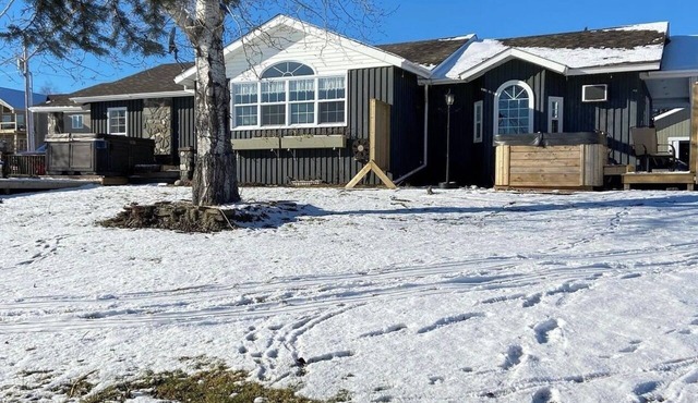 Great for couples - The Riverview Suite