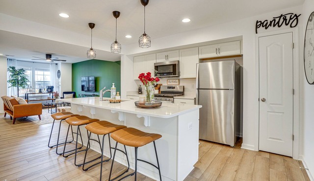 Great for Families! Townhome 9 Mi to Harpers Ferry