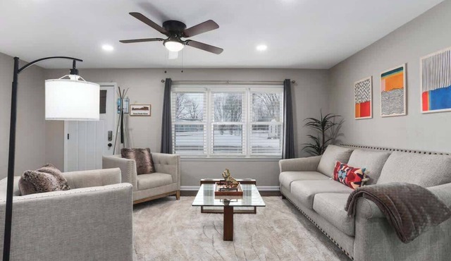 Great for Families KingBeds|Arcade|Near DT LS