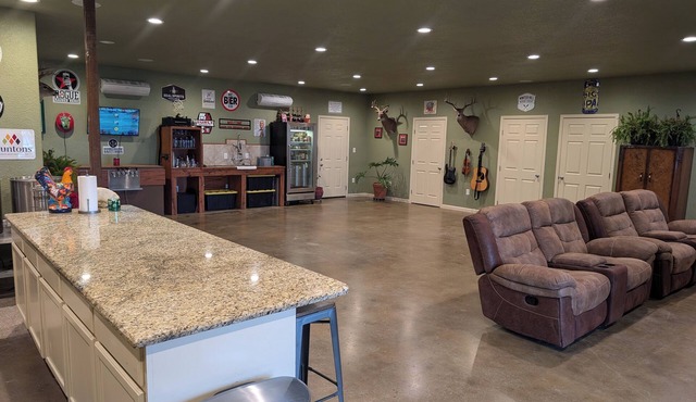 Great for family group or romantic getaway, 4 small bedrooms and large open area