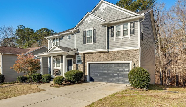 Great for Gatherings! Elegant Atlanta Retreat