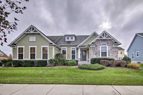 Great for Groups Bayside Resort Home with Patio