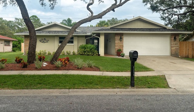 Great for long stays, work at home, beach or pool. Plenty for the kids to do!