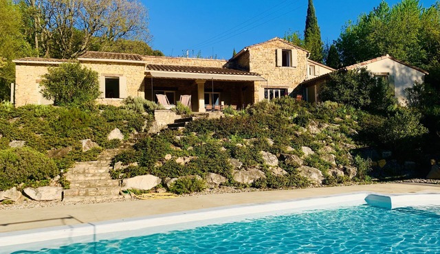 Great house with beautiful (sundowner) view