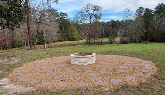Great get a way-8 acres and pond, firepit peace and quiet