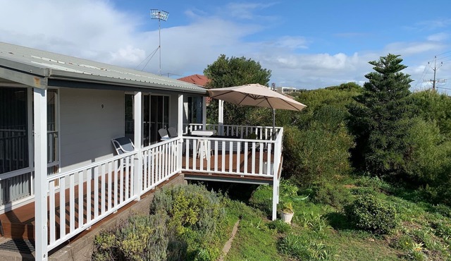 GREAT GETAWAY BY THE BEACH-HILLSVIEW PORT ELLIOTT