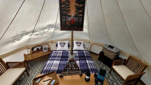 Great Glamping Getaway in North Carolina in this Stunning Elevated Bell Tent in Denton