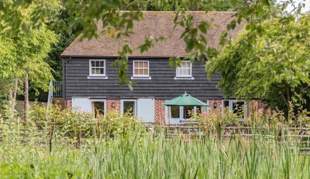Great Higham Oast and Cottages by Bloom Stays