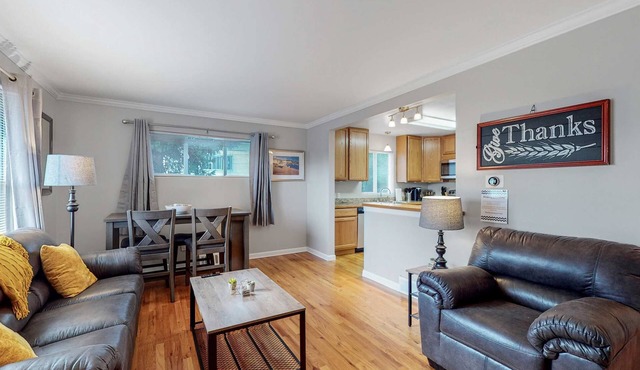 Great Home 2 King Near Downtown/Red Rocks/Restaurants