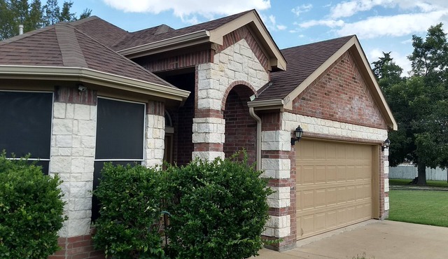 Great house in a great location in the center