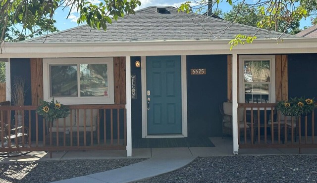 Great House in N. Denver with hot-tub