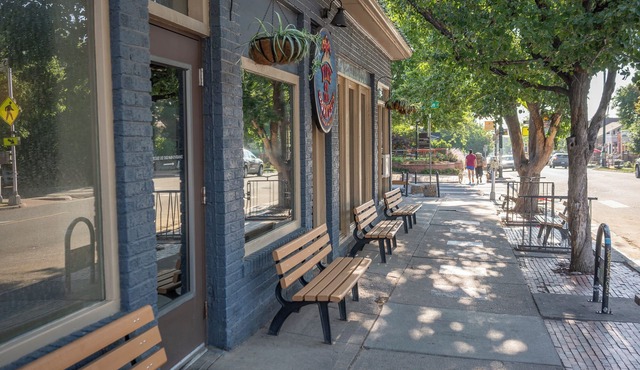 Great house to explore Denver area!